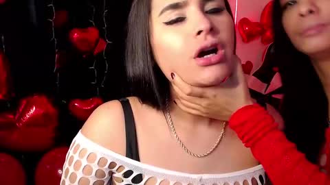 Snapshot of ninoska_14 chatting on February 14, 2025, 7:12 pm Agatha love online show from February 14, 2025, 7:12 pm