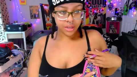 Snapshot of nintendhoe_ chatting on October 8, 2025, 1:09 pm kiwi online show from October 8, 2025, 1:09 pm