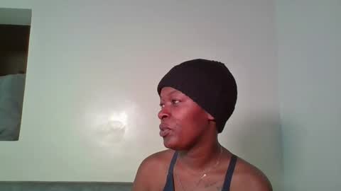 nipple_master11327 online show from October 20, 2025, 7:03 pm