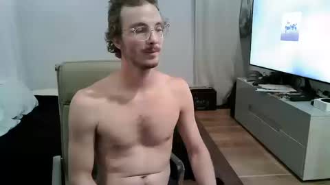 Snapshot of nipsipper22 chatting on October 13, 2025, 5:29 am nipsipper online show from October 13, 2025, 5:29 am