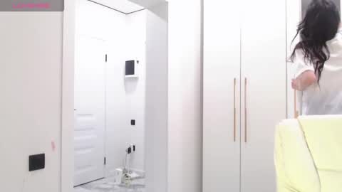 Niu online show from January 12, 2026, 4:18 am