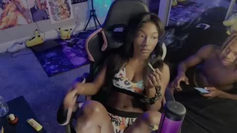 NIVIA WOLFE online show from September 23, 2025, 7:44 am