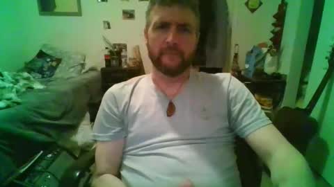 njoefats420 online show from April 27, 2026, 2:42 am