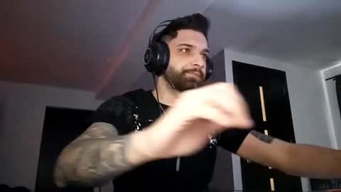 no_name_n33d online show from February 6, 2025, 9:00 am