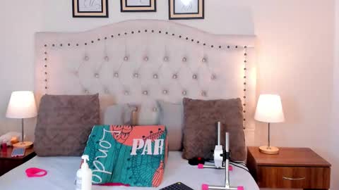 NATHALIA MORENO online show from November 8, 2025, 12:16 pm