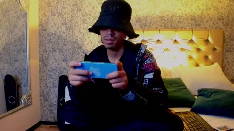 Noah online show from May 21, 2026, 4:41 am