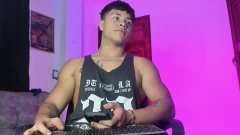 Snapshot of noah_223 chatting on February 4, 2026, 12:16 am noah_223 online show from February 4, 2026, 12:16 am