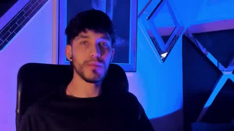 Noah Brigth online show from December 15, 2025, 2:54 pm