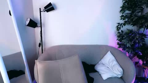 Snapshot of noah_elmer chatting on February 24, 2026, 11:58 pm REAL name LiaDM are always open online show from February 24, 2026, 11:58 pm