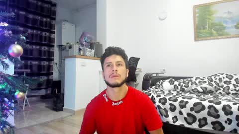 Snapshot of noah_happy07 chatting on December 23, 2024, 5:17 am Noah online show from December 23, 2024, 5:17 am