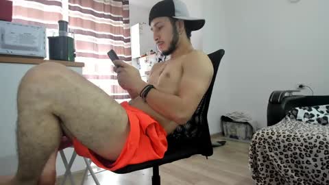 Snapshot of noah_happy07 chatting on February 14, 2025, 7:07 am Noah online show from February 14, 2025, 7:07 am