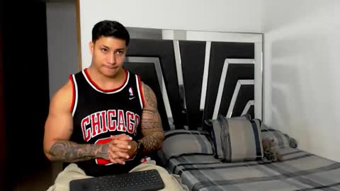 Noah Harris01 online show from October 31, 2025, 10:55 pm