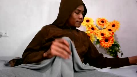 Noah Millers online show from November 26, 2025, 3:07 am