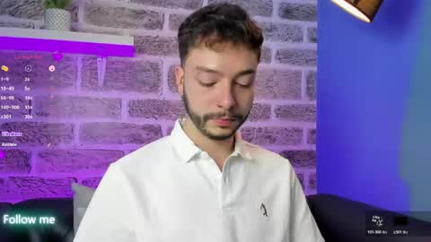Snapshot of noah_ricci_ chatting on April 23, 2026, 4:35 am online show from April 23, 2026, 4:35 am