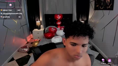 noah_smith04 online show from February 15, 2025, 9:48 pm