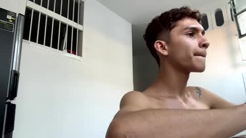 noah tyler  online show from January 27, 2025, 10:27 pm