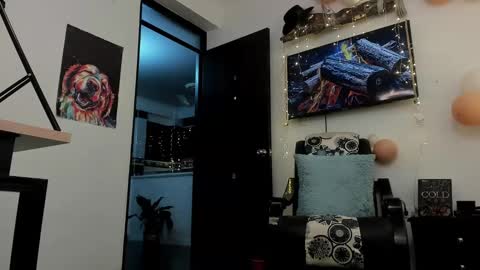 LIAM- noah online show from December 14, 2024, 9:35 pm