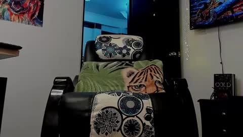 LIAM- noah online show from January 17, 2025, 3:22 pm