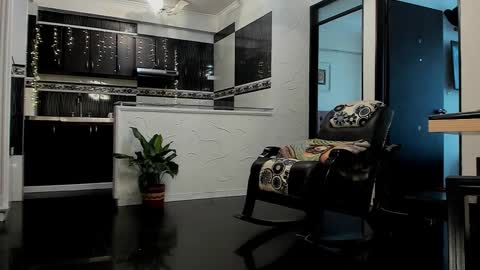 LIAM- noah online show from January 27, 2025, 3:39 pm