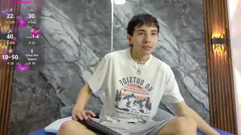 Snapshot of noahwalker__ chatting on June 29, 2026, 11:10 am online show from June 29, 2026, 11:10 am