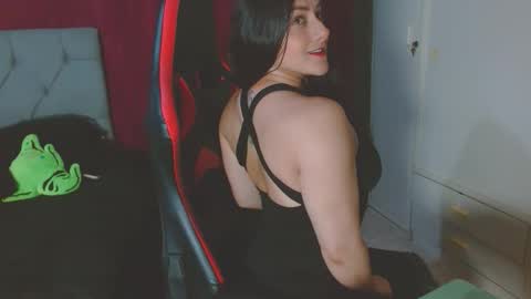 Snapshot of noamartin_ chatting on February 10, 2026, 11:20 pm Noamartin online show from February 10, 2026, 11:20 pm