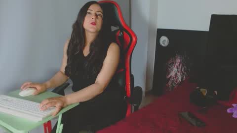 Snapshot of noamartin_ chatting on March 13, 2026, 1:45 am Noamartin online show from March 13, 2026, 1:45 am