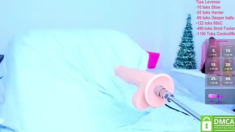 NhAndrea online show from December 18, 2024, 10:35 pm