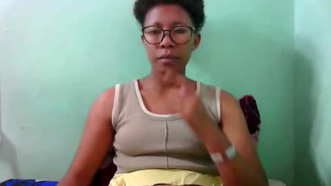 noella711128 online show from September 26, 2025, 5:11 am