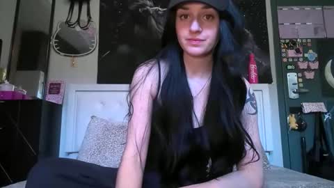Noelle online show from April 10, 2026, 5:28 pm
