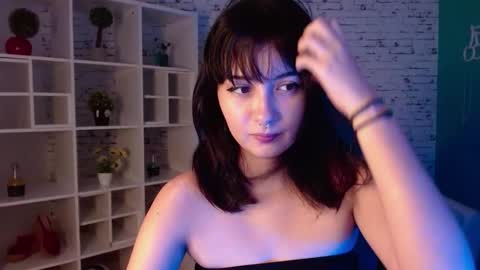Snapshot of noeva_ chatting on September 24, 2025, 11:46 am Noeva online show from September 24, 2025, 11:46 am