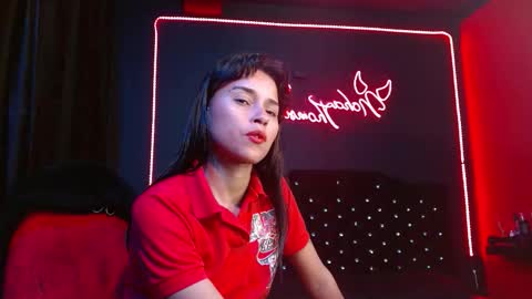 Noha Thomson online show from December 19, 2025, 2:51 am