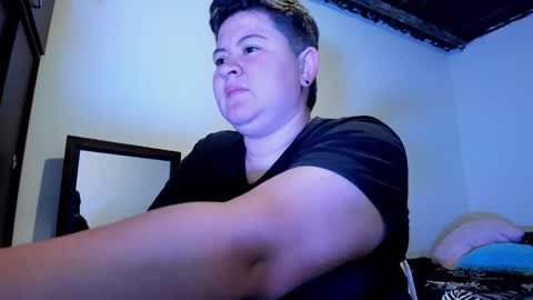 Snapshot of noha_whiite chatting on November 6, 2025, 12:44 am Noha online show from November 6, 2025, 12:44 am