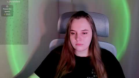 Snapshot of noir_ember_ chatting on June 16, 2026, 5:04 pm noir_ember_ online show from June 16, 2026, 5:04 pm