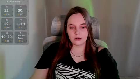 Snapshot of noir_ember_ chatting on July 9, 2026, 4:33 pm noir_ember_ online show from July 9, 2026, 4:33 pm