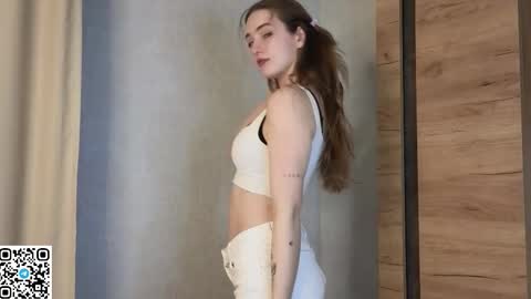 Sophie online show from February 26, 2026, 6:12 am