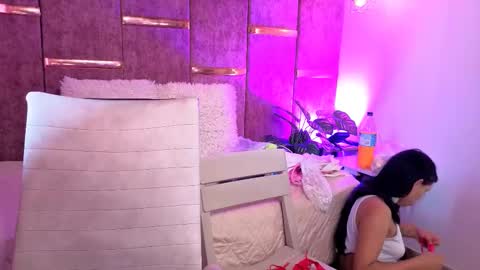 Snapshot of noirlili chatting on October 27, 2025, 12:42 pm noirlili online show from October 27, 2025, 12:42 pm