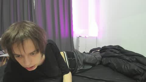 nolan_sagee online show from June 9, 2026, 9:10 am