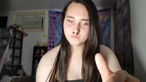 Snapshot of nonbinarybeauty20 chatting on February 22, 2025, 11:13 pm nonbinarybeauty20 online show from February 22, 2025, 11:13 pm