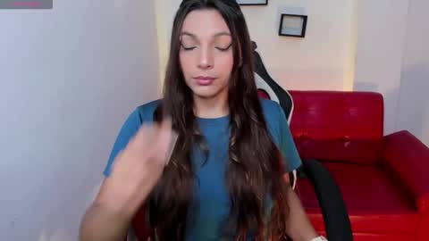 Snapshot of nora22xx chatting on October 13, 2025, 3:50 am Nora online show from October 13, 2025, 3:50 am