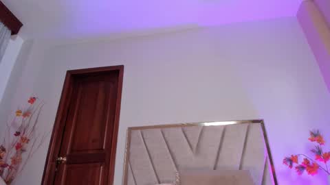 Nora Da Silva online show from February 3, 2026, 2:53 am