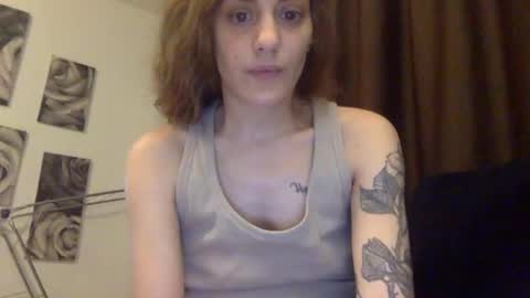 Snapshot of norablues chatting on December 4, 2024, 11:24 pm norablues online show from December 4, 2024, 11:24 pm