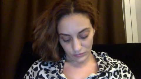 Snapshot of norablues chatting on December 5, 2024, 5:04 am norablues online show from December 5, 2024, 5:04 am