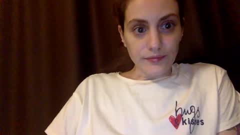 Snapshot of norablues chatting on December 28, 2024, 11:26 pm norablues online show from December 28, 2024, 11:26 pm