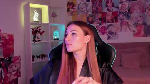 Snapshot of norafoxes chatting on November 27, 2025, 5:37 pm NoraFoxes online show from November 27, 2025, 5:37 pm