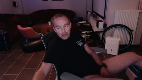 Snapshot of nordhh75 chatting on July 11, 2026, 6:05 am nordhh75 online show from July 11, 2026, 6:05 am