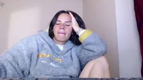 noreen_ online show from April 2, 2026, 2:53 am