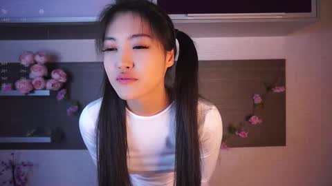 Snapshot of noreenbeckey chatting on October 10, 2025, 9:30 am Nore online show from October 10, 2025, 9:30 am