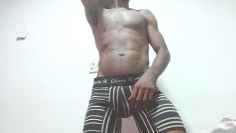 Snapshot of noreno9159 chatting on November 16, 2025, 5:35 am noreno9159 online show from November 16, 2025, 5:35 am