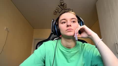 Elena online show from March 11, 2026, 6:30 am