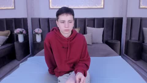 Snapshot of norisbev chatting on August 1, 2026, 12:04 pm norisbev online show from August 1, 2026, 12:04 pm